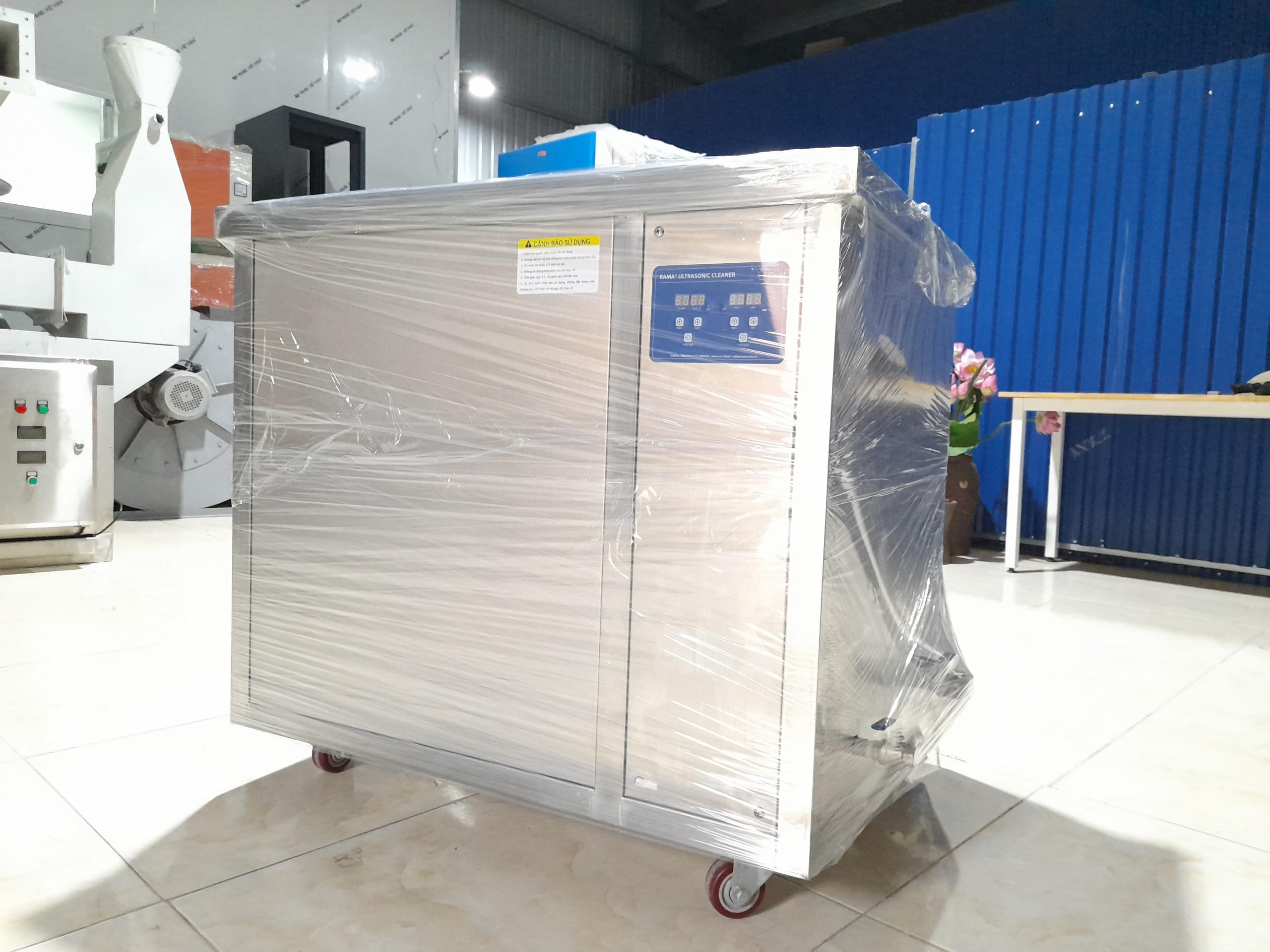 Ứng dụng rộng rãi của Bể rửa siêu âm công nghiệp 360L trong cơ khí và ô tô