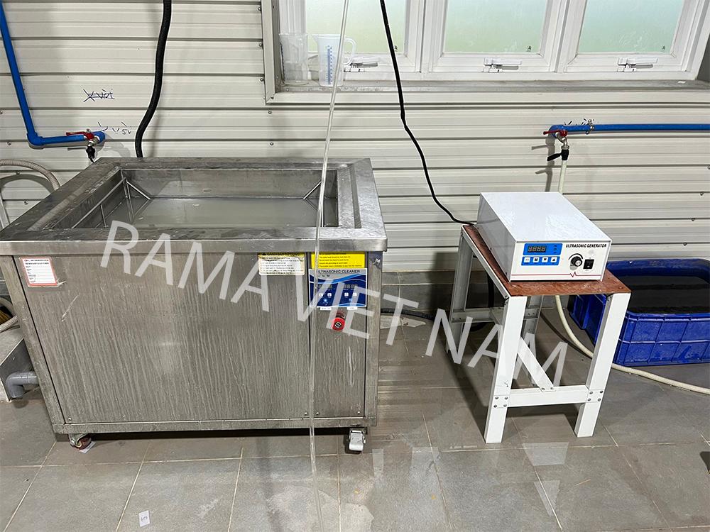 So sánh với bể thủ công