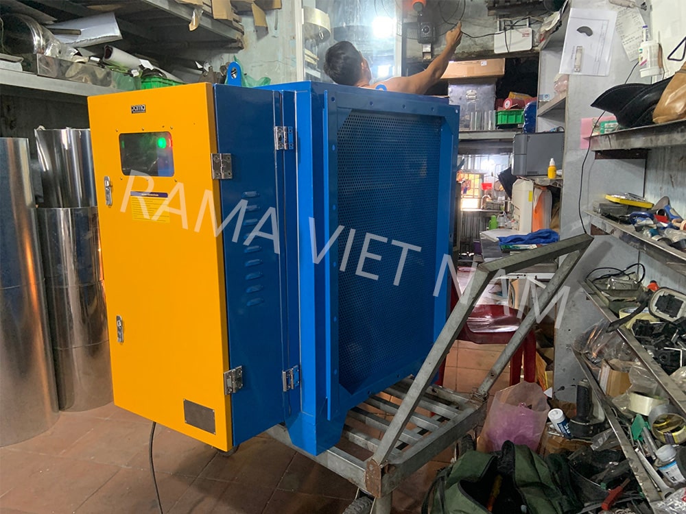 Lọc khói bếp bằng công nghệ lọc tĩnh điện Rama cho nhà hàng tại Bình Thạnh, Hồ Chí Minh