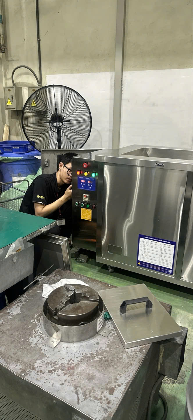 Bể rửa siêu âm