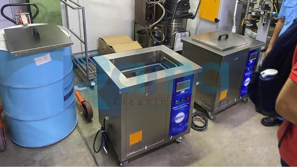 Bàn giao 02 bể rửa siêu âm công nghiệp RAMA GM61L